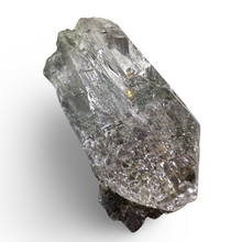 Load image into Gallery viewer, Chlorite Himalayan Samadhi Quartz Point, Meru Peak, India