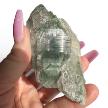 Load image into Gallery viewer, Chlorite Phantom Himalayan Samadhi Quartz Point, Meru Peak, India