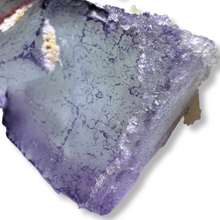 Load image into Gallery viewer, Edge-zoned Fluorite, Guizhou Province, Qinglong County, China