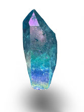 Load image into Gallery viewer, Ocean Aqua Aura Double Coated Lemurian Seed, Brazilian Quartz, USA aura
