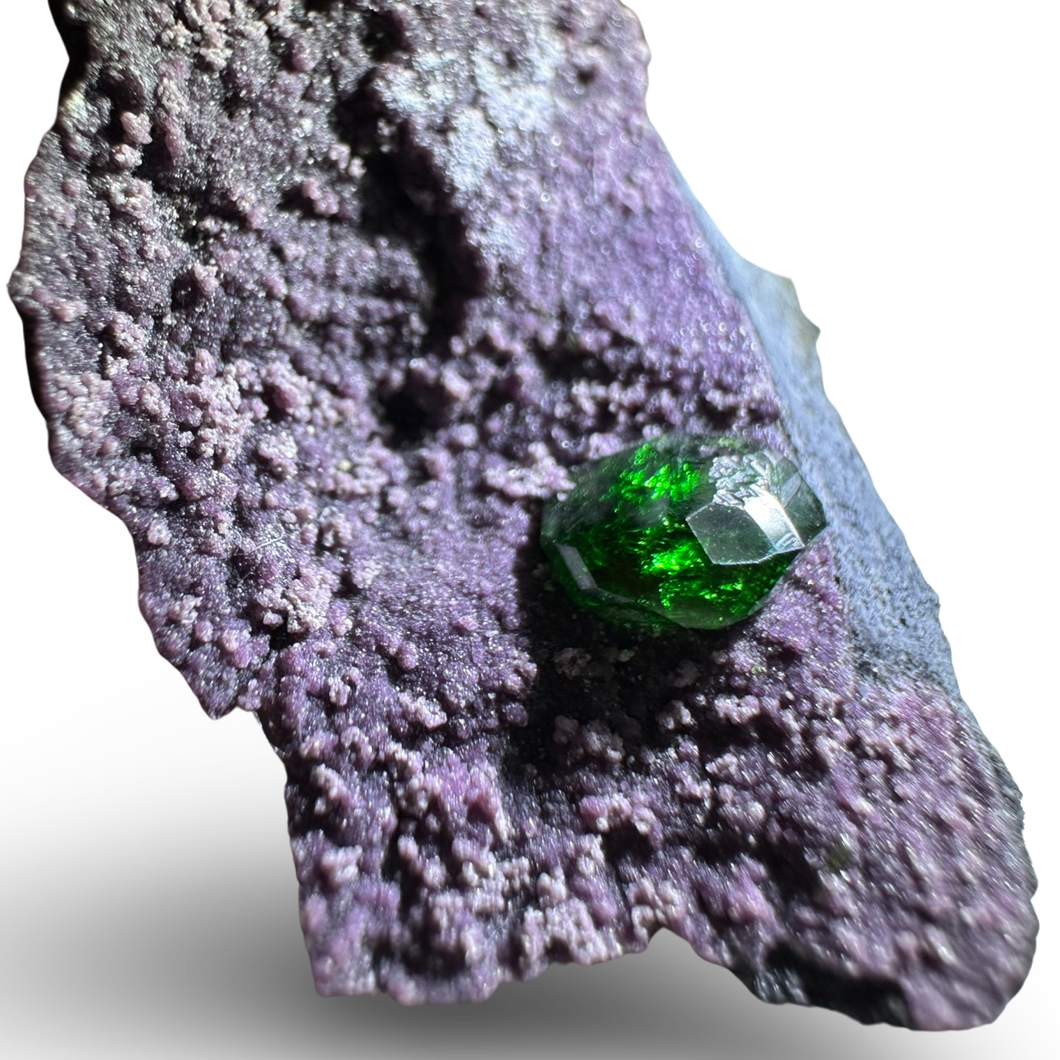 Rare Chromium Titanite with Amesite and Calcite, Saranovskii Mines, Perm Krai , Russia