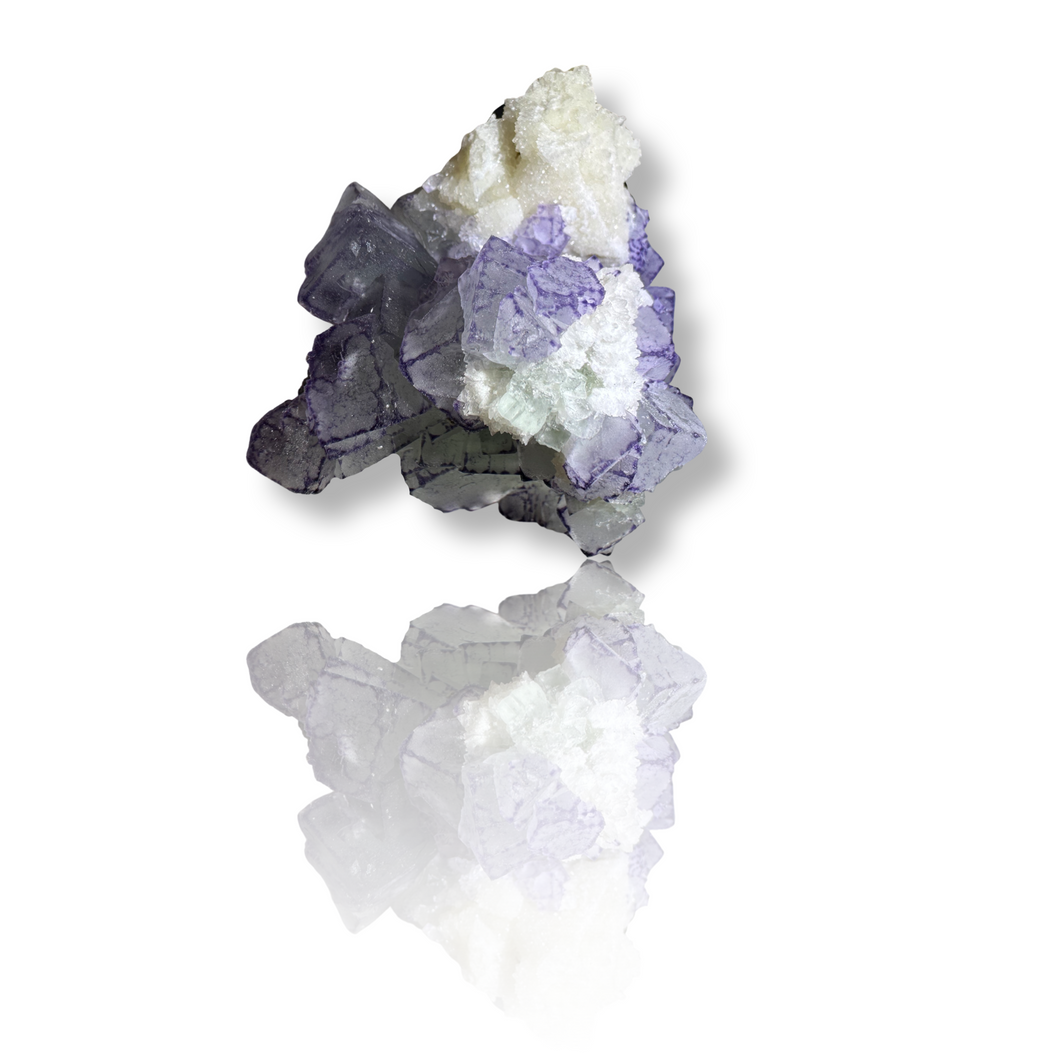 Edge-zoned Fluorite, Guizhou Province, Qinglong County, China
