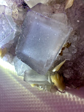 Load image into Gallery viewer, Edge-zoned Fluorite, Guizhou Province, Qinglong County, China
