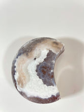 Load image into Gallery viewer, Druzy Agate Geode Quartz Moon
