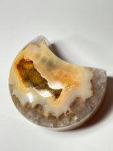 Load image into Gallery viewer, Druzy Agate Geode Quartz Moon
