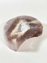 Load image into Gallery viewer, Druzy Agate Geode Quartz Moon
