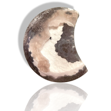Load image into Gallery viewer, Druzy Agate Geode Quartz Moon
