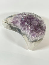 Load image into Gallery viewer, DruzyMassive Amethyst Agate Jasper Moon, Super Extra, Brazil
